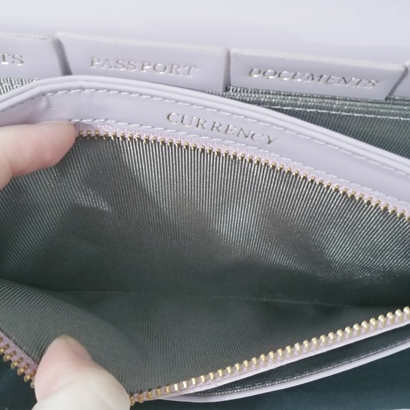 NWT! Z Spoke Travel Clutch Wallet - Picture 4 of 9